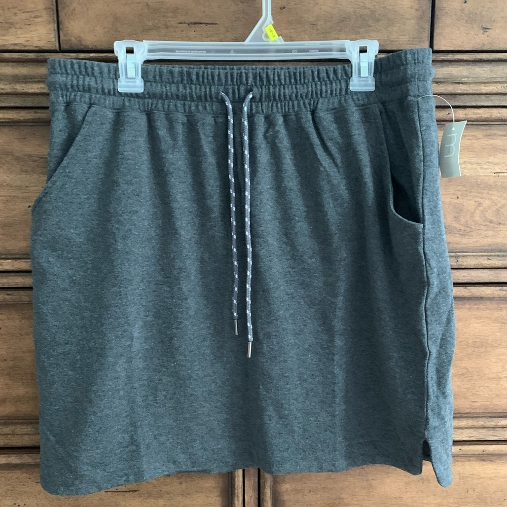 Women’s comfy skirt NEW with tags